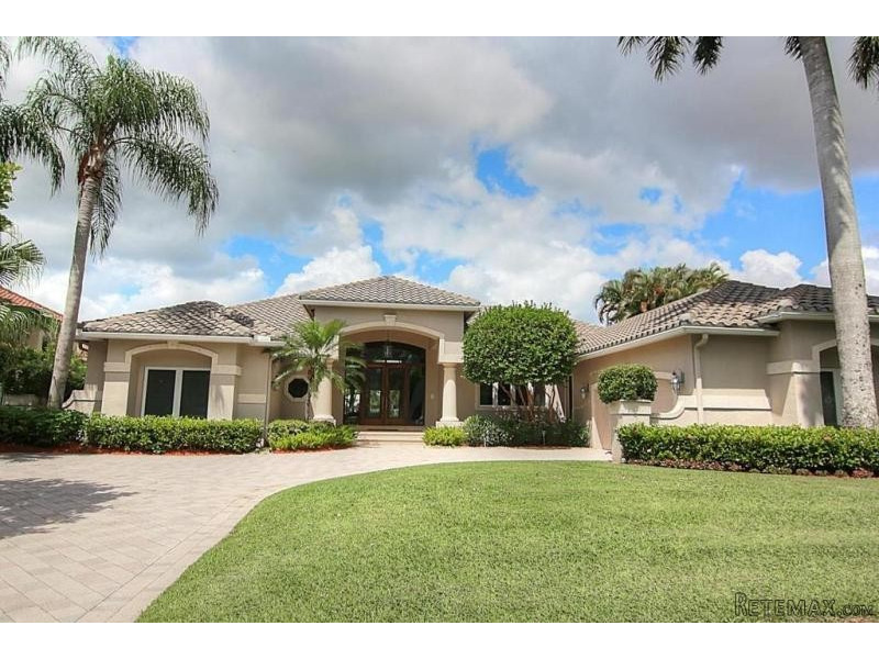 16721 Echo Hollow Circle, Delray Beach..