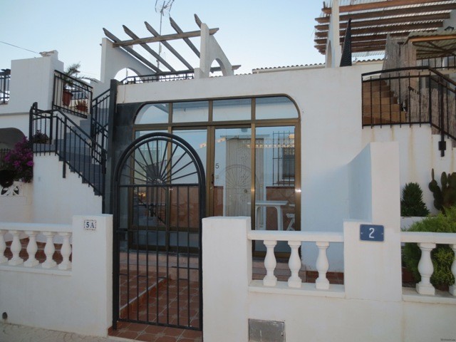 Bungalow for rent in Villacosta