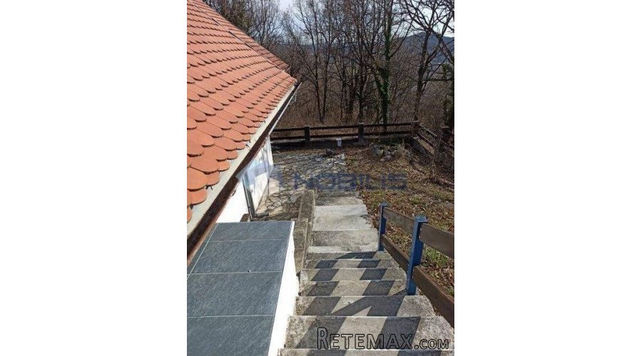 Zagreb, Markuševec, 170m2, 2200m2 okućnice - 2
