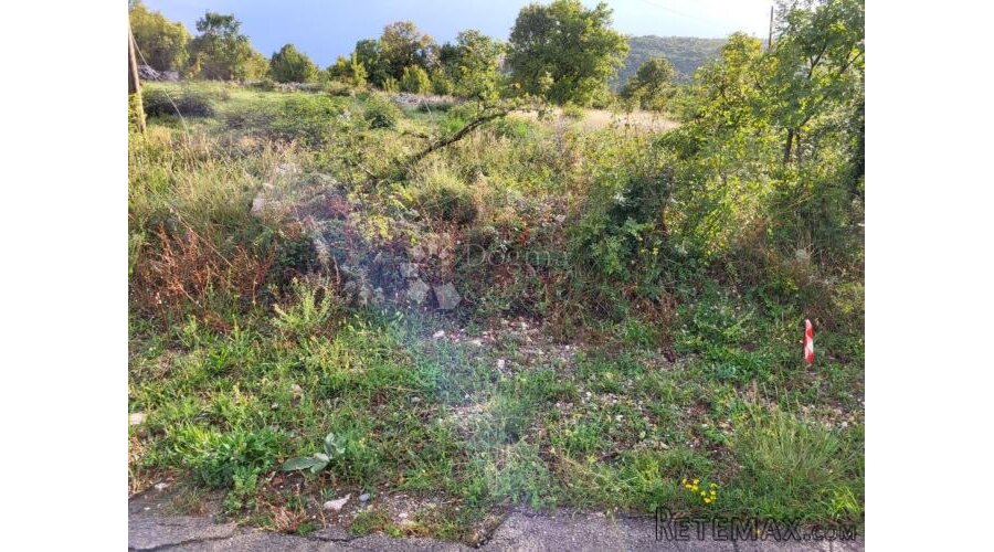 Građevinski teren na mirnoj lokaciji - 2