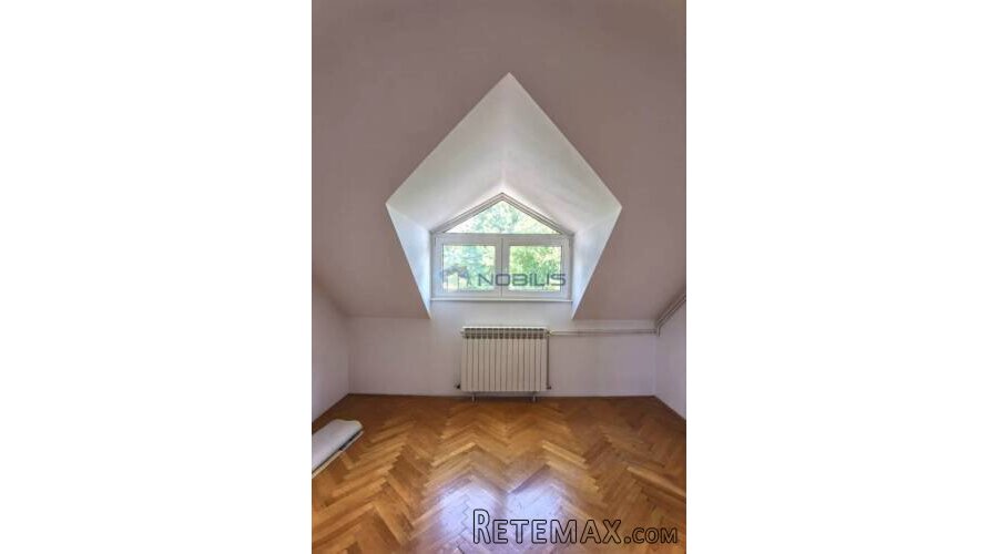 Bjelovar (Centar) 4-sobni stan, 116,75 m2 + 101,33 m2 TAVAN - 7