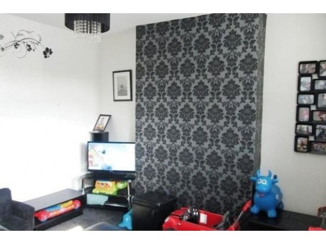 2 Bed House To Let - 2