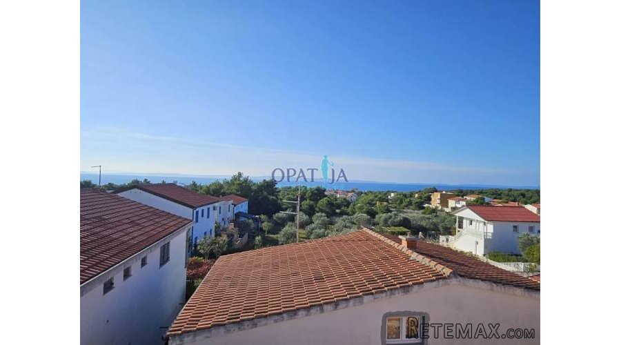 Vir Apartman s pogledom na more na zadnjem katu - 3