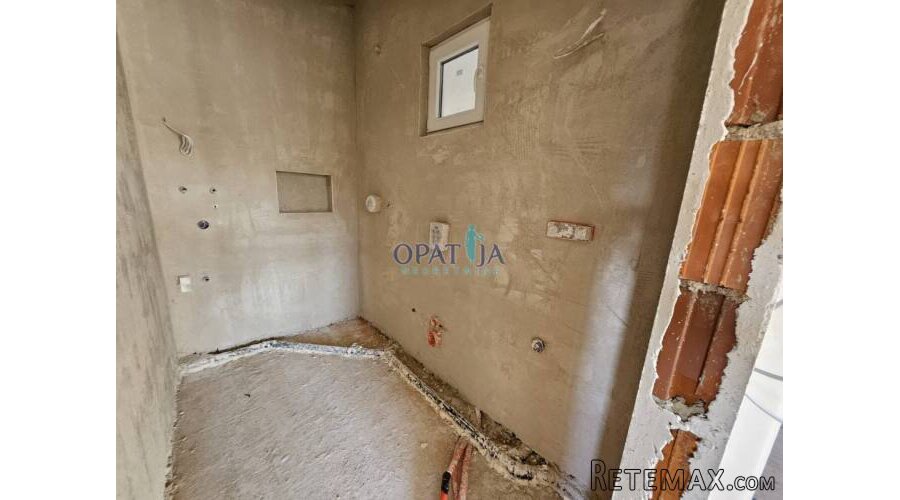 Vir Apartman s pogledom na more na zadnjem katu - 9