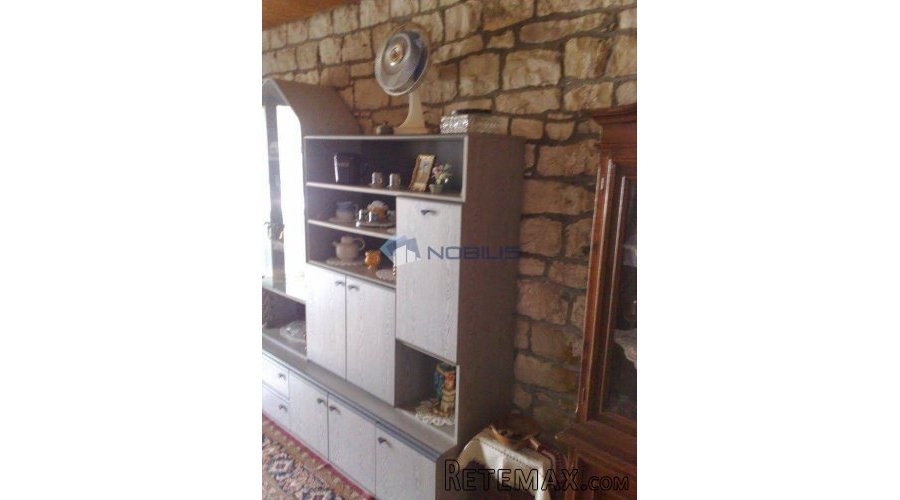 Brač, Pučišća, 2 kuće 270m2 + 30 m2, parcela 370m2 - 10