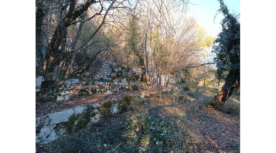 Teren u Jušićima, 4130 m2 - 2