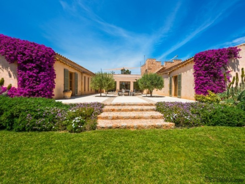 Mediterranean Residence In Top Location.. - 2