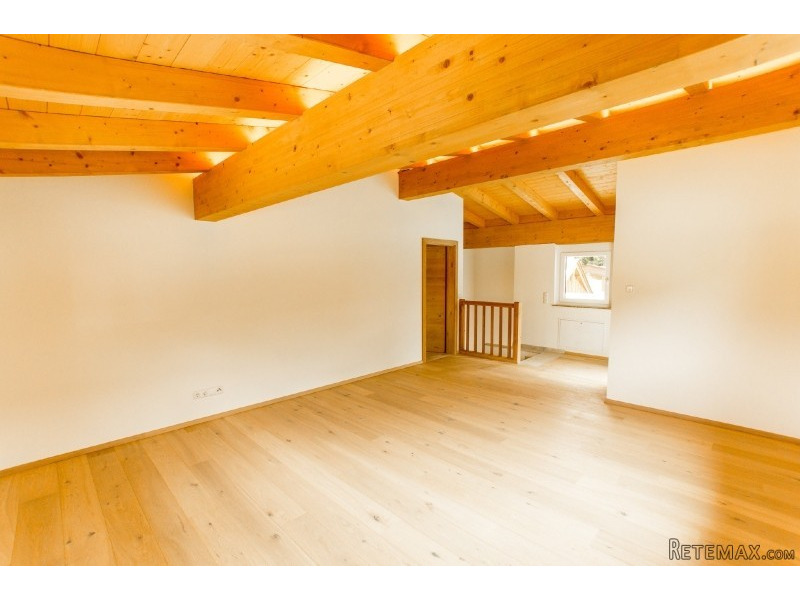 Touristic Rental Possible! - A Few..