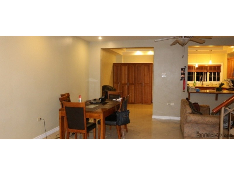 Townhouse For Rent - 2