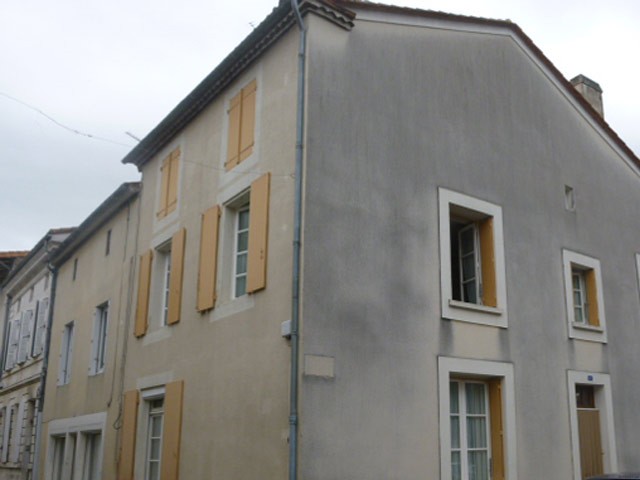 Grand Town House In The Charente - 2