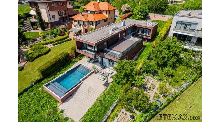 Šestine – Moderna vila 400 m² bazen zelenilo najam
