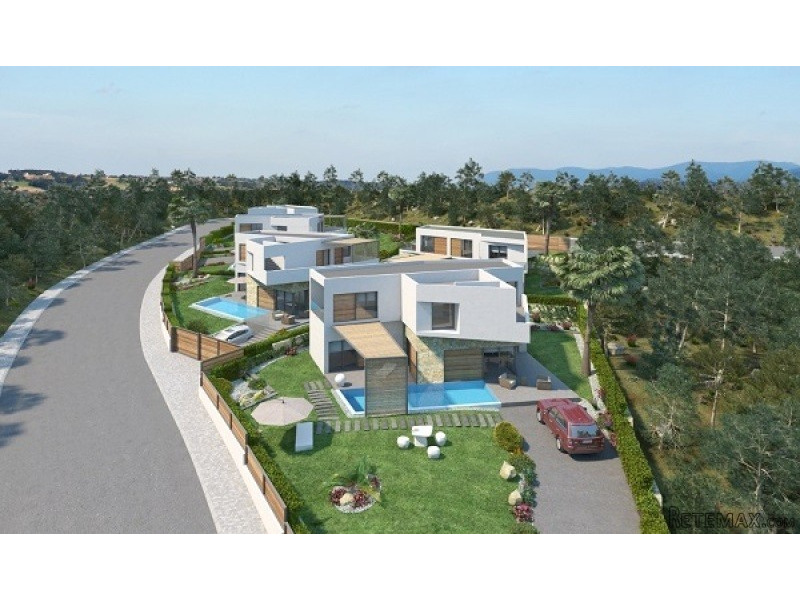 4 Bedroom Detached Villa