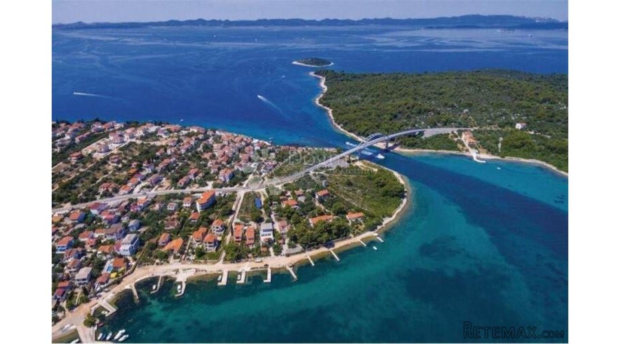 Prostrano zemljište 1122 m² u Ždrelcu, Ugljan – Idealno za g - 2