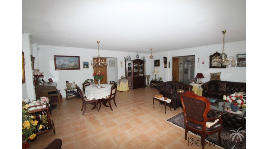 This beautiful finca is located in the mountain area just.. - 2