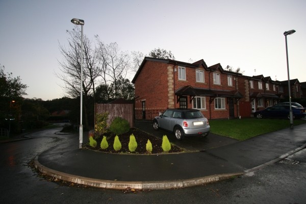 *** Stunning 3 Bed Semi In A Cul-De-Sac.. - 2