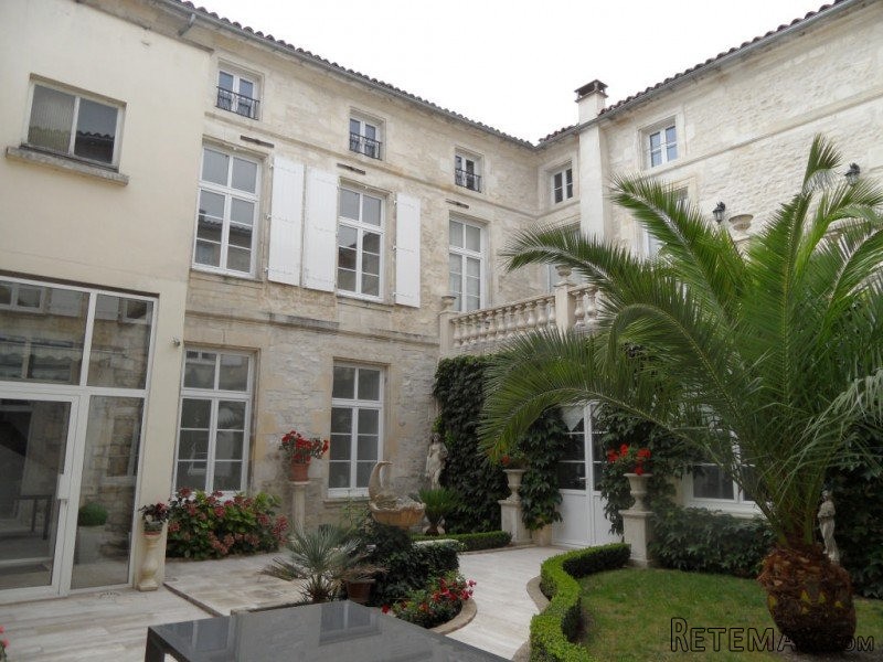 Townhouse With Shop Rented Out St Jean.. - 2