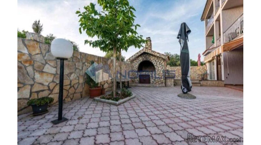 Vinišče, Trogir, kuća 470 m2 sa 6 apartmana - 6