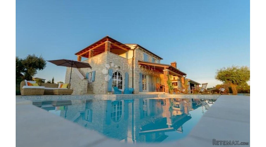 SVETI LOVREČ - Predivna kamena vila