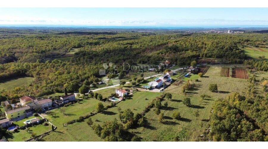 Građevinsko zemljište okolica Baderne 2000 m2