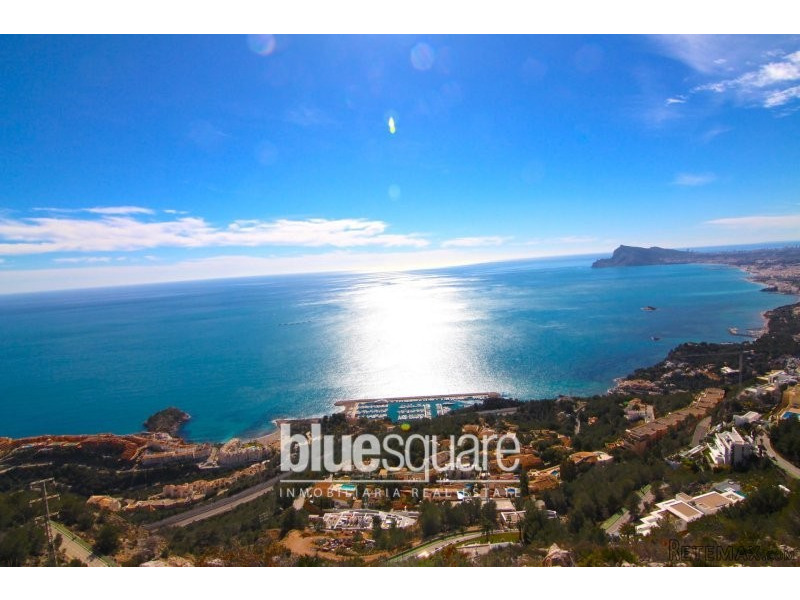 Exceptional Plot with Sea Views in.. - 2