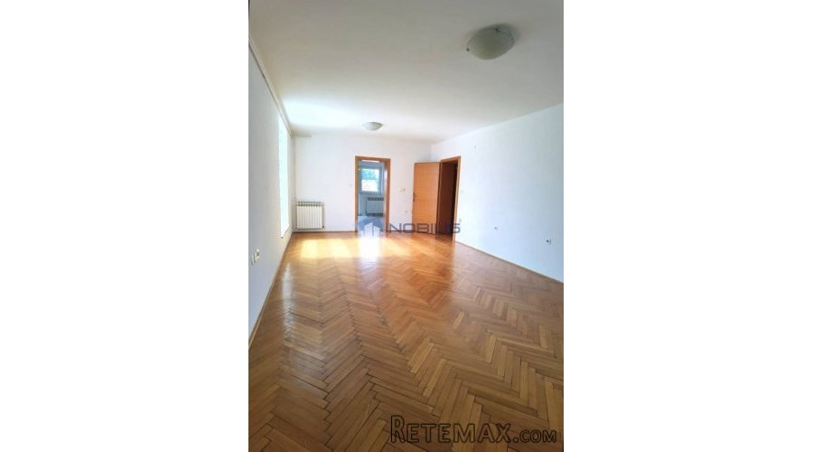 Bjelovar (Centar) 4-sobni stan, 122,42 m2 - 4
