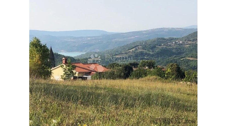 Građevinski Teren s Pogledom na Jezero Butoniga - Prilika