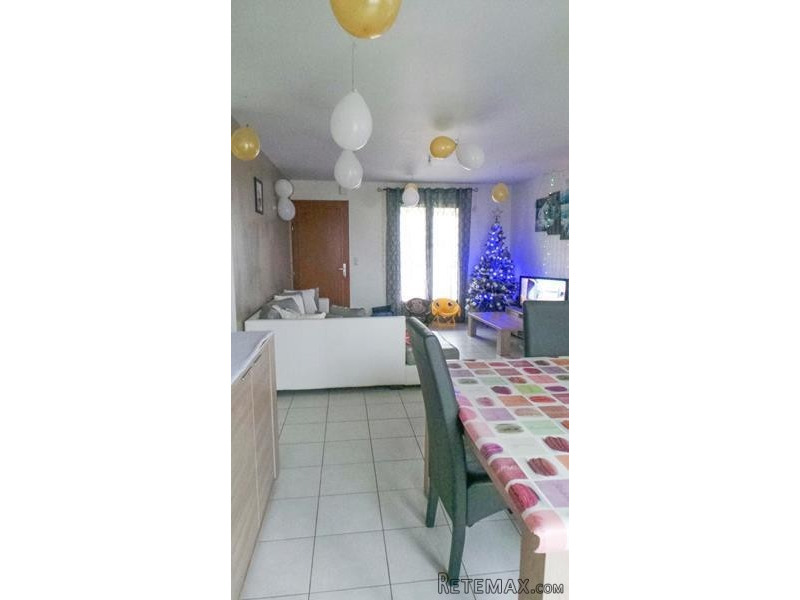 3-Bedroom Single-Storey House - Rented.. - 2