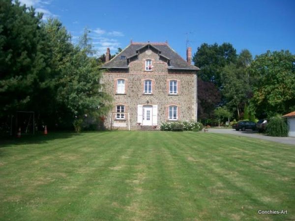 Maison De Maitre Style Property