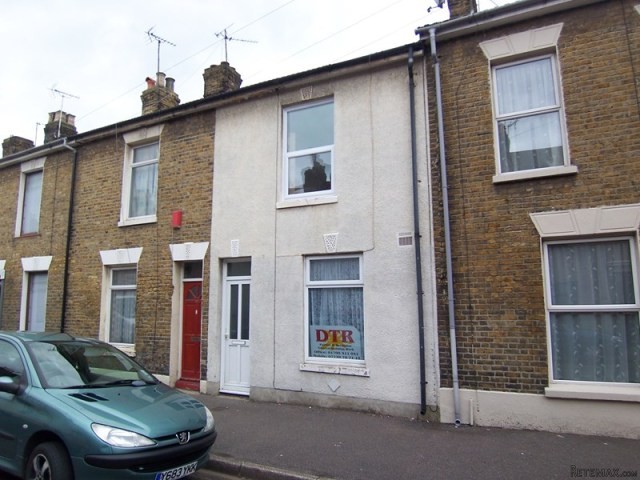 2 bedroom house in SHEERNESS