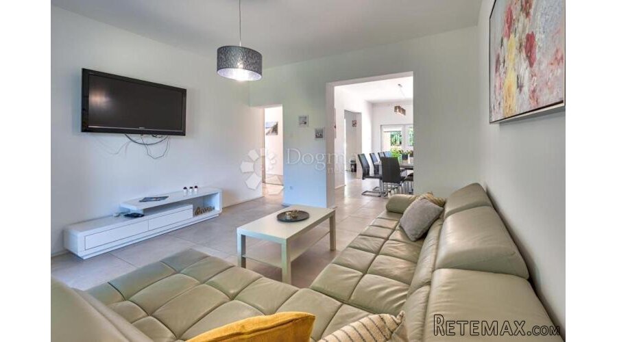 Villa s bazenom - 900 m od plaže - 3