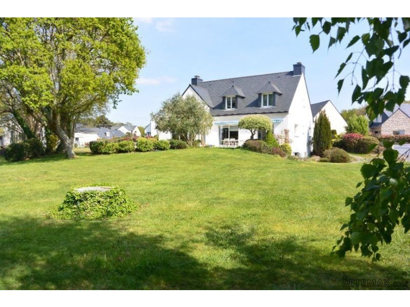 Beautiful Quality Detached House - 2