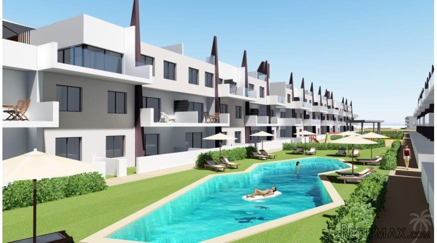 Beautiful new complex with 2 and 3 bedroom apartments. The.. - 7
