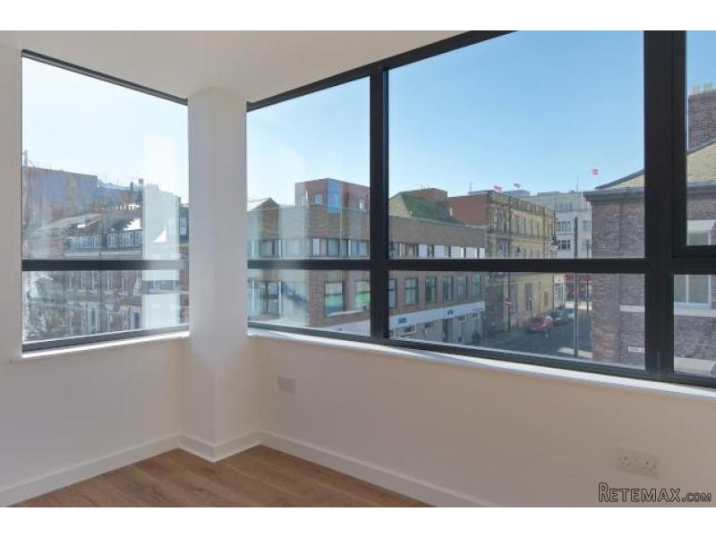 1 Bed Flat For Sale Just Added - 2