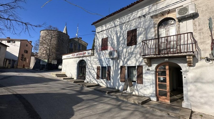 ISTRA, ŽMINJ - Restoran u starom gradu