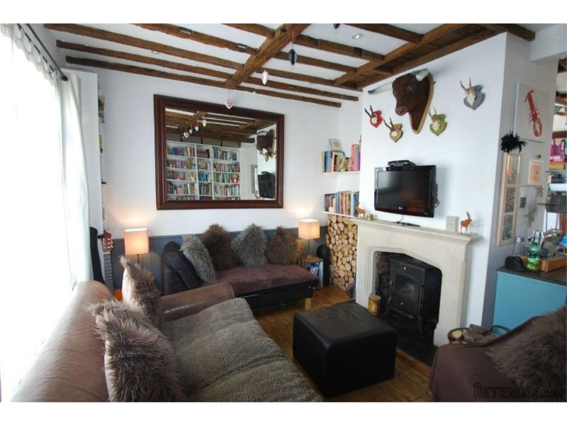 3 Bedroom Detached House - 2