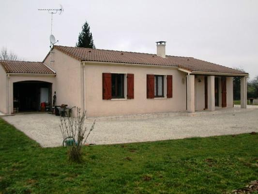 Bungalow (1983) In Charente - 2