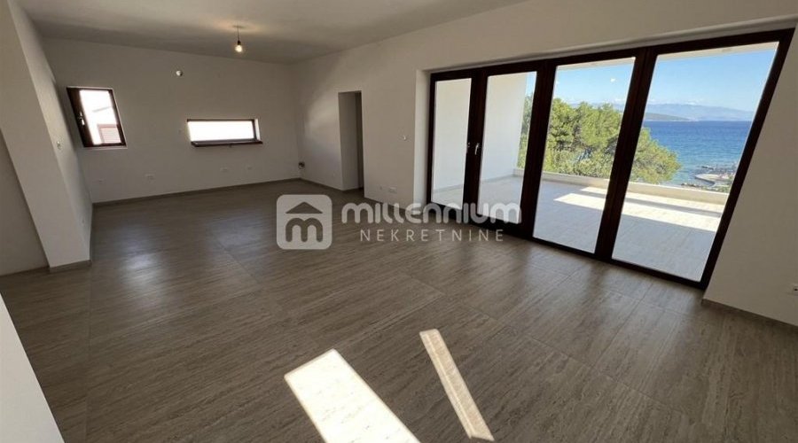 Otok Krk, Krk, 100m2, etaža 20 metara od plaže! - 5