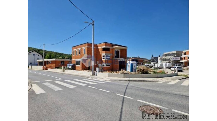 Samobor, moderna obiteljska kuća 207 m2 s vrtom 530 m2 - 9
