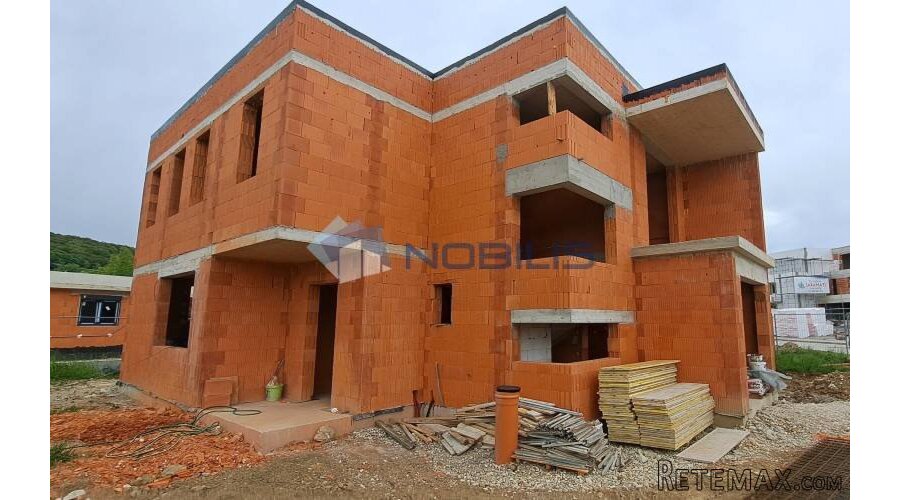 Samobor, moderna obiteljska kuća 207 m2 s vrtom 530 m2 - 10