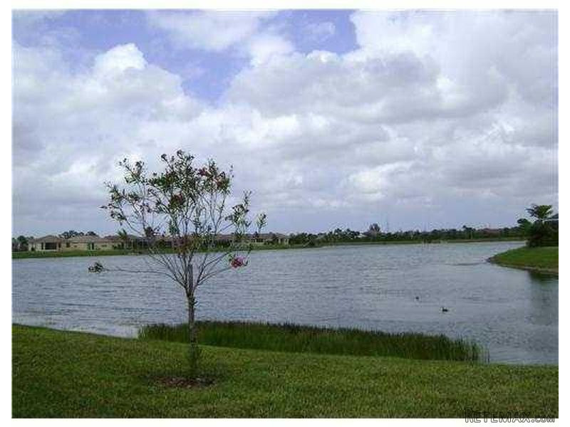 9942 Sw Glenbrook Dr, Port Saint Lucie.. - 2