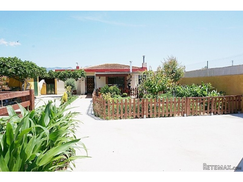 2 Bedrooms - Finca - Malaga - For Sale