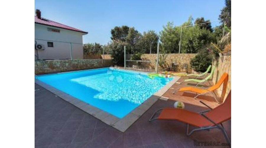 Kuća - pansion- hotelski apartmani
