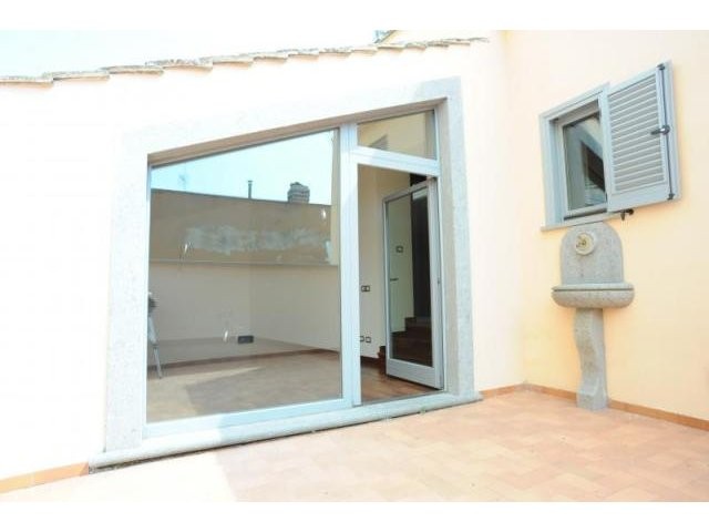 1 Bedroom - Attic - For Sale