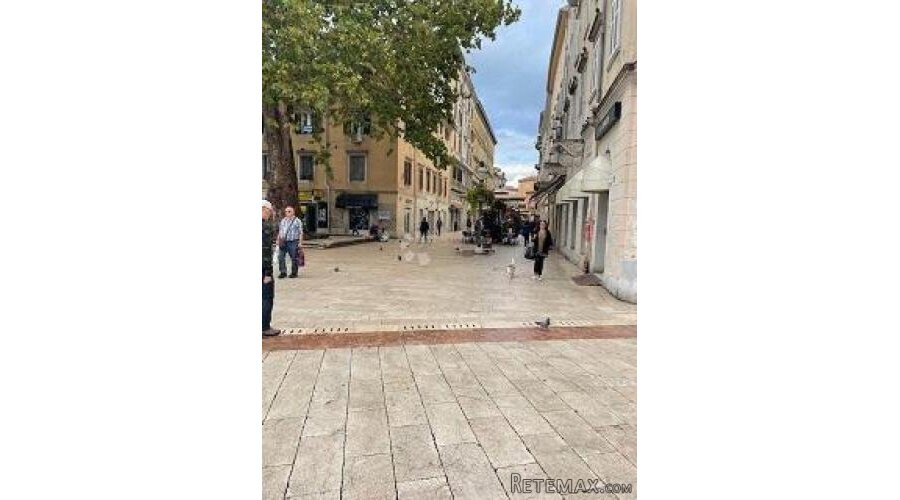 Centar -poslovni prostor 16m2 na par koraka do Korza