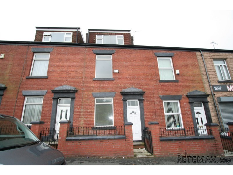 Burnley Lane, Chadderton, Oldham - 2