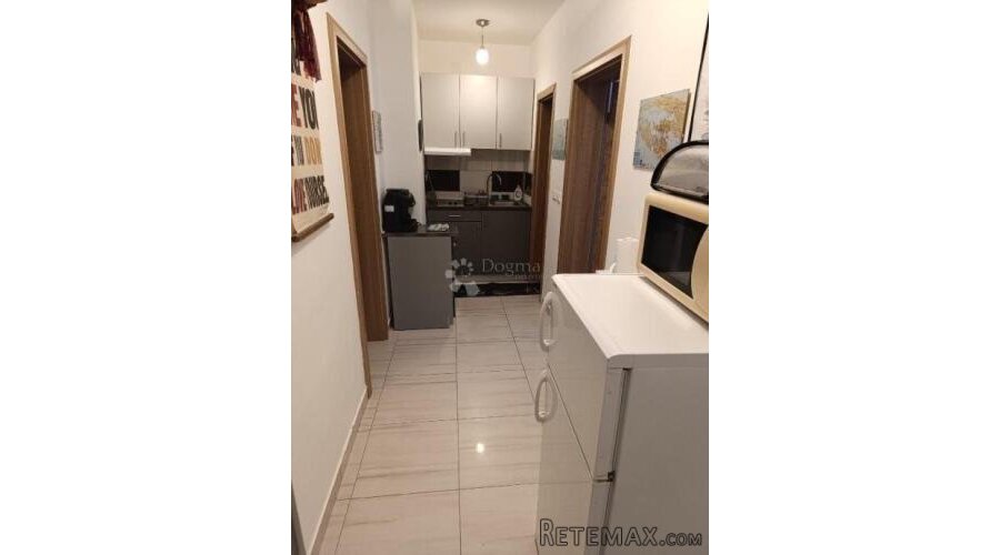 ŠARMANTAN APARTMAN S POGLEDOM NA MORE - 2