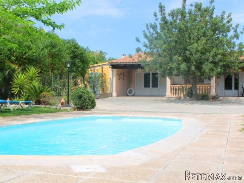 Country House With Swimming Pool In..