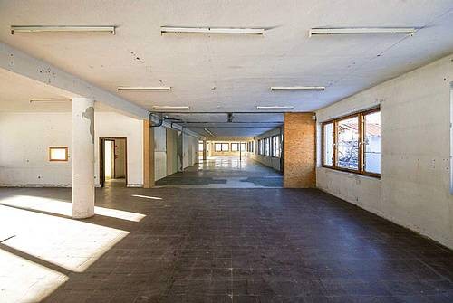 Generous warehouse in Stuhlfelden