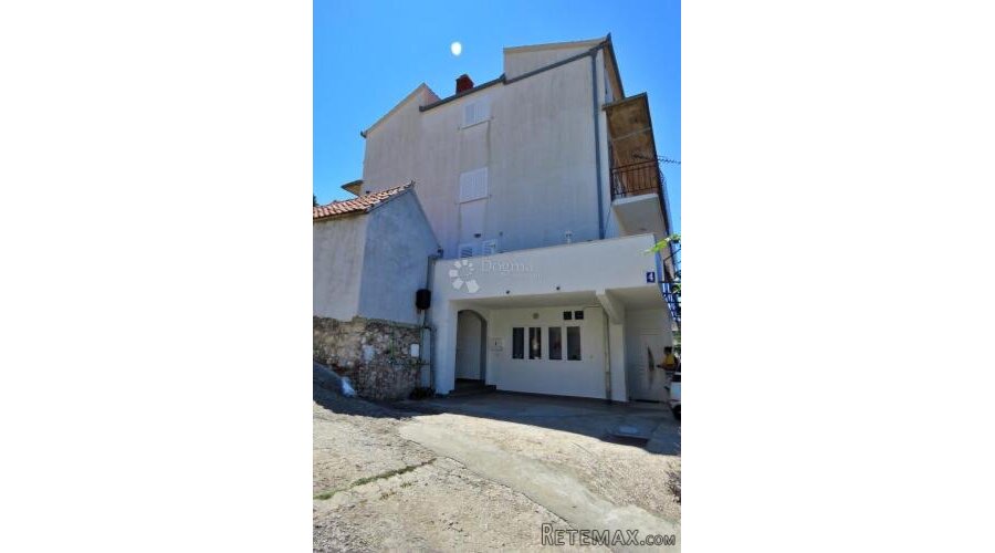KUĆA MASTRINKA TROGIR HITNO