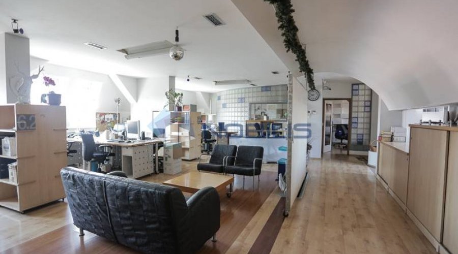 Zagreb, Centar, 250 m2 + 7 parking mjesta - 2